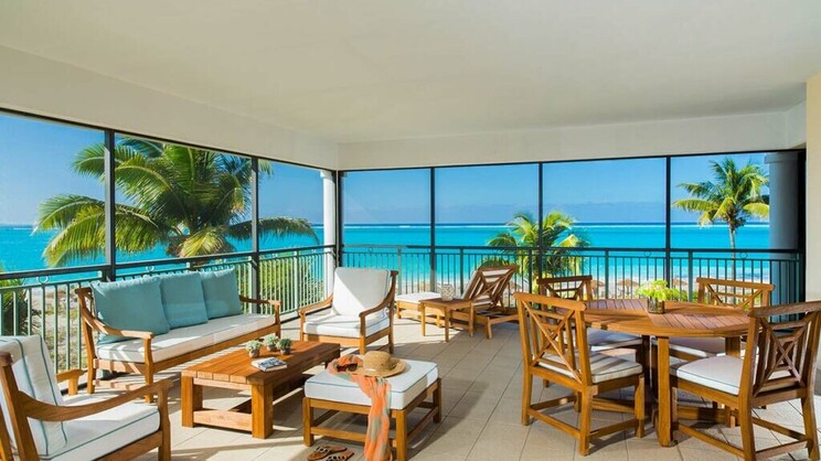 The Sands at Grace Bay 